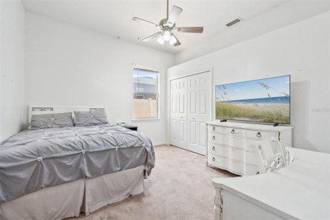 House in Winter Garden, Florida 4 bedrooms, 275.64 sq.m. № 1911068 - photo 29