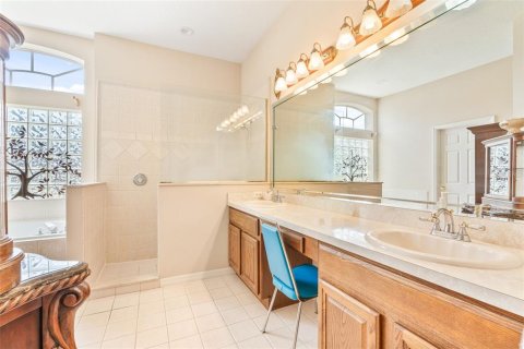 House in Winter Garden, Florida 4 bedrooms, 275.64 sq.m. № 1911068 - photo 21