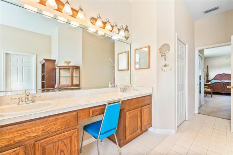 House in Winter Garden, Florida 4 bedrooms, 275.64 sq.m. № 1911068 - photo 22
