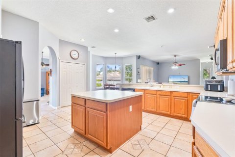 House in Winter Garden, Florida 4 bedrooms, 275.64 sq.m. № 1911068 - photo 9