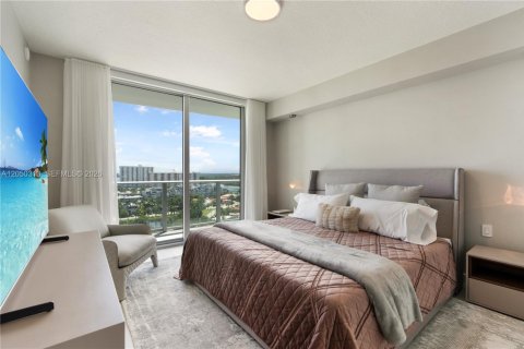 Apartment in Sunny Isles Beach, Florida 3 bedrooms, 143.16 sq.m. № 2242117 - photo 22