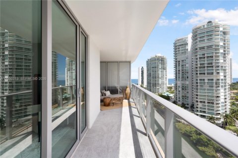 Apartment in Sunny Isles Beach, Florida 3 bedrooms, 143.16 sq.m. № 2242117 - photo 7