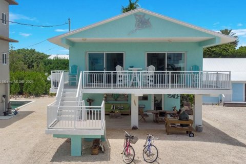 Casa en Tavernier, Florida 3 dormitorios, 92.9 m2 № 2060016