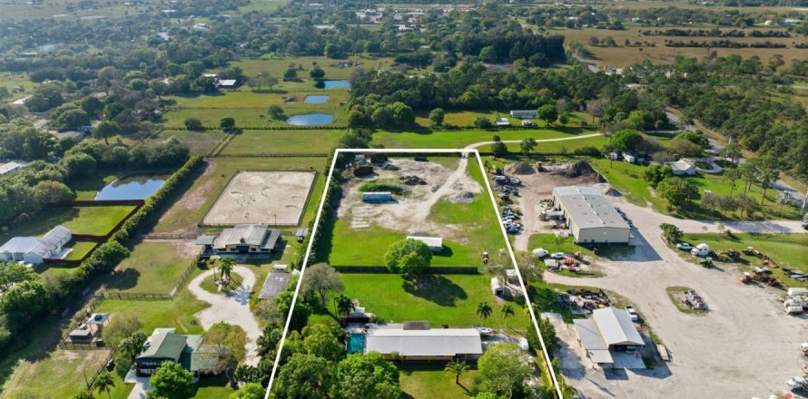 Casa en Fort Pierce, Florida 3 dormitorios, 215.53 m2 № 1079255