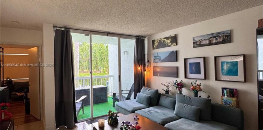 Touwnhouse à Doral, Floride 1 chambre, 83.52 m2 № 1878863