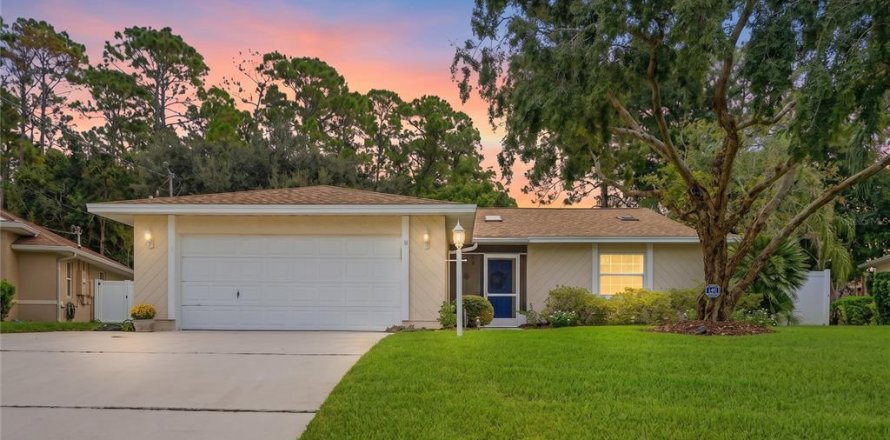 Casa en Palm Coast, Florida 3 dormitorios, 144.93 m2 № 2386691
