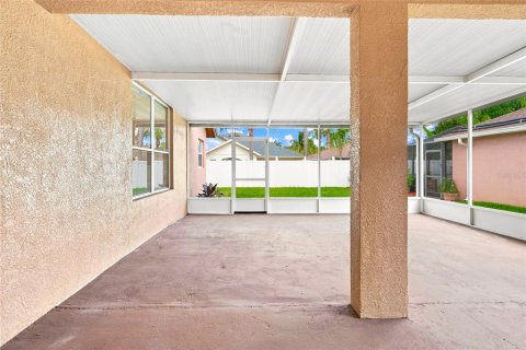 Casa en venta en Wesley Chapel, Florida, 4 dormitorios, 208.29 m2 № 2310640 - foto 30