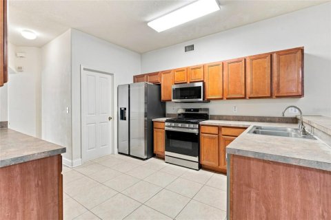 Casa en venta en Wesley Chapel, Florida, 4 dormitorios, 208.29 m2 № 2310640 - foto 20