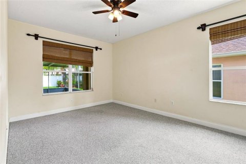 Casa en venta en Wesley Chapel, Florida, 4 dormitorios, 208.29 m2 № 2310640 - foto 13