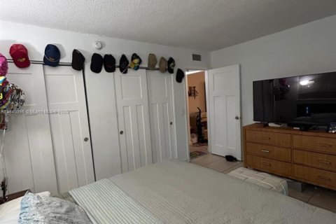 Купить кондоминиум в Халландейл-Бич, Флорида 1 спальня, 59.92м2, № 2013333 - фото 7