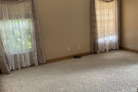 Villa ou maison à louer à Orange City, Floride: 4 chambres, 232.91 m2 № 2095580 - photo 10