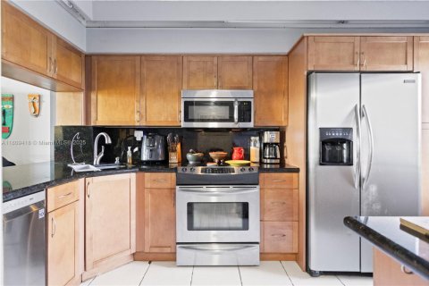 Condominio en venta en Fort Lauderdale, Florida, 2 dormitorios, 122.26 m2 № 1758907 - foto 8