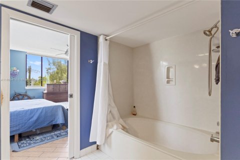 Condominio en venta en Fort Lauderdale, Florida, 2 dormitorios, 122.26 m2 № 1758907 - foto 20