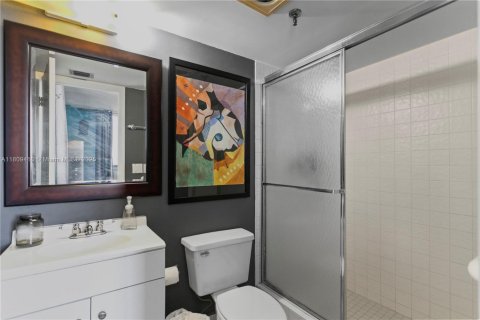 Condominio en venta en Fort Lauderdale, Florida, 2 dormitorios, 122.26 m2 № 1758907 - foto 27