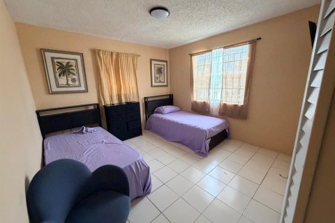 Villa ou maison à louer à West Palm Beach, Floride: 3 chambres, 120.03 m2 № 2192563 - photo 8