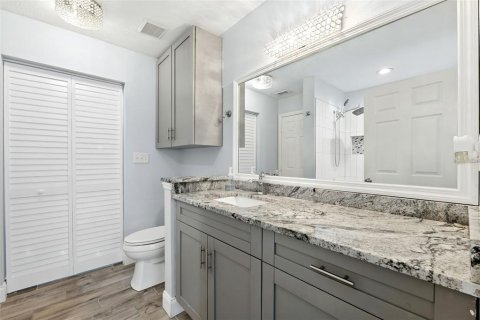 Condo in Tampa, Florida, 1 bedroom  № 1886189 - photo 17