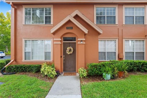 Condo in Tampa, Florida, 1 bedroom  № 1886189 - photo 2