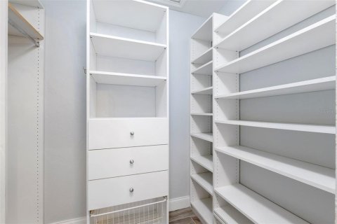 Condo in Tampa, Florida, 1 bedroom  № 1886189 - photo 20
