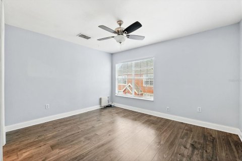 Condo in Tampa, Florida, 1 bedroom  № 1886189 - photo 15