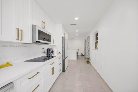 Villa ou maison à vendre à Homestead, Floride: 3 chambres, 144.93 m2 № 1839279 - photo 25