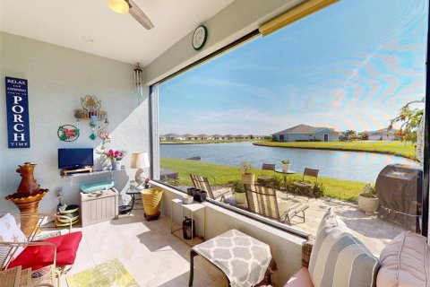 House in Port Charlotte, Florida 2 bedrooms, 154.22 sq.m. № 2321079 - photo 11