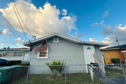 Propiedad comercial en venta en Miami, Florida, 171.59 m2 № 1954772 - foto 2