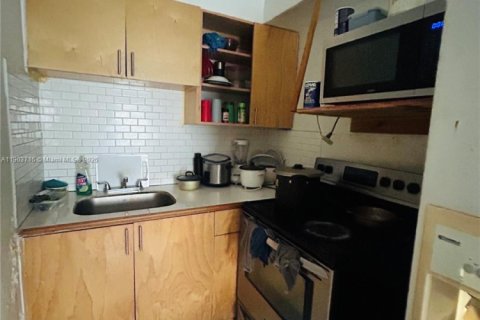 Propiedad comercial en venta en Miami, Florida, 171.59 m2 № 1954772 - foto 15