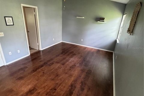 Townhouse in Tampa, Florida 3 bedrooms, 115.57 sq.m. № 2385941 - photo 6