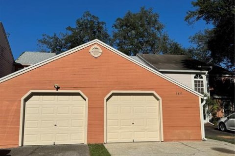 Townhouse in Tampa, Florida 3 bedrooms, 115.57 sq.m. № 2385941 - photo 17