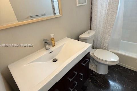 Condominio en venta en North Miami Beach, Florida, 2 dormitorios, 100.8 m2 № 1971869 - foto 17