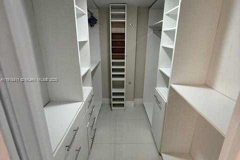 Condominio en venta en North Miami Beach, Florida, 2 dormitorios, 100.8 m2 № 1971869 - foto 27