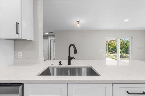 Villa ou maison à vendre à Palmetto, Floride: 3 chambres, 142.14 m2 № 2233834 - photo 21