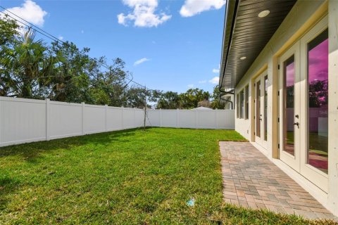 Villa ou maison à vendre à Tampa, Floride: 5 chambres, 308.62 m2 № 1663106 - photo 4