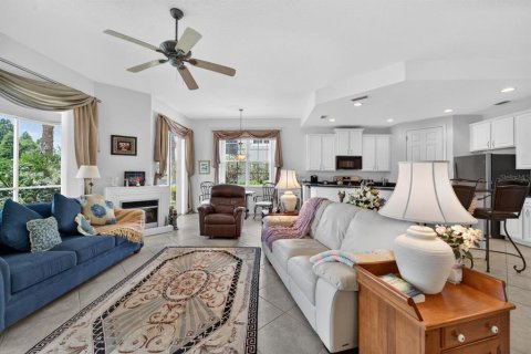 Condo in Sun City Center, Florida, 3 bedrooms  № 2203619 - photo 15