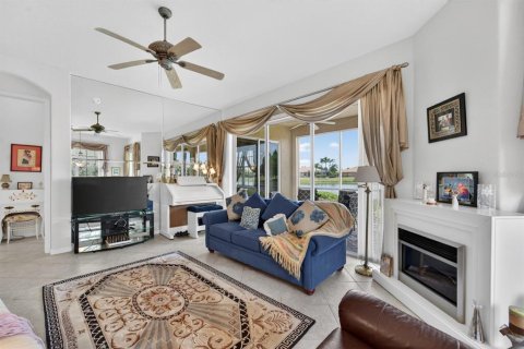 Condo in Sun City Center, Florida, 3 bedrooms  № 2203619 - photo 18