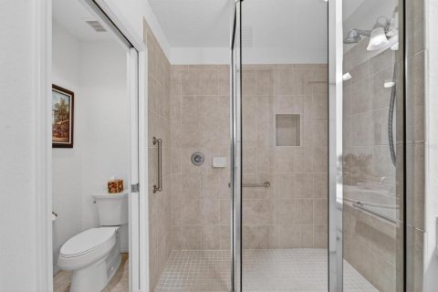 Condo in Sun City Center, Florida, 3 bedrooms  № 2203619 - photo 27