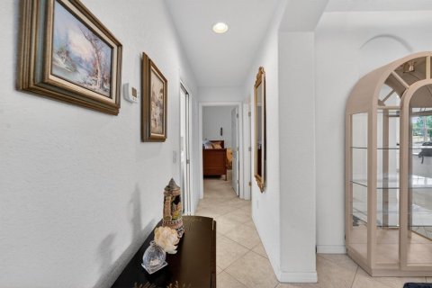 Condo in Sun City Center, Florida, 3 bedrooms  № 2203619 - photo 28