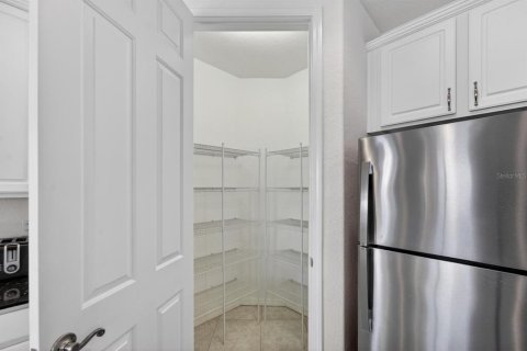 Condo in Sun City Center, Florida, 3 bedrooms  № 2203619 - photo 14