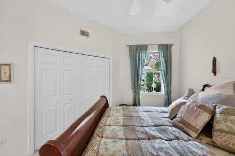 Condo in Sun City Center, Florida, 3 bedrooms  № 2203619 - photo 30