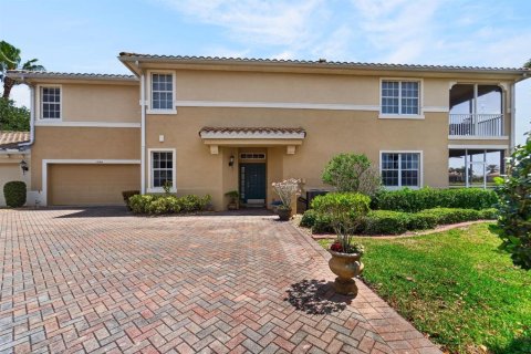 Condo in Sun City Center, Florida, 3 bedrooms  № 2203619 - photo 5