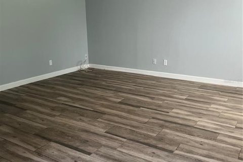 Condominio en alquiler en Palm Harbor, Florida, 2 dormitorios, 80.92 m2 № 1879284 - foto 4
