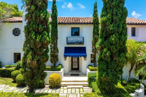 House in Miami Beach, Florida 5 bedrooms, 430.69 sq.m. № 2177559 - photo 4
