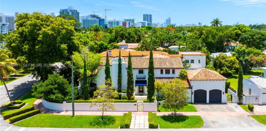 House in Miami Beach, Florida 5 bedrooms, 430.69 sq.m. № 2177559