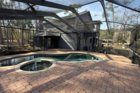 House in Wesley Chapel, Florida 3 bedrooms, 198.44 sq.m. № 2117059 - photo 24