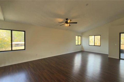 House in Wesley Chapel, Florida 3 bedrooms, 198.44 sq.m. № 2117059 - photo 14