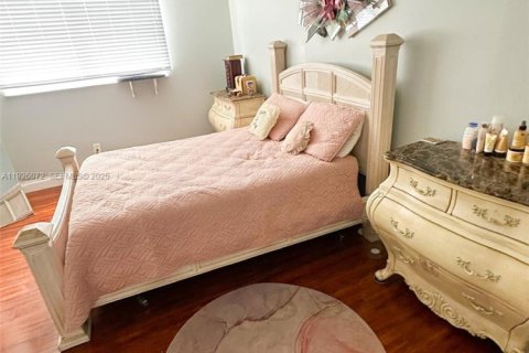 Condominio en venta en Lauderdale Lakes, Florida, 1 dormitorio, 77.57 m2 № 1985756 - foto 10