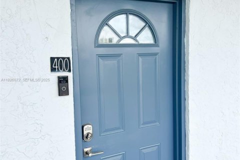 Condominio en venta en Lauderdale Lakes, Florida, 1 dormitorio, 77.57 m2 № 1985756 - foto 18