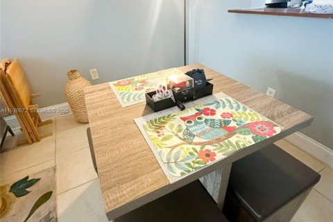 Condominio en venta en Lauderdale Lakes, Florida, 1 dormitorio, 77.57 m2 № 1985756 - foto 15