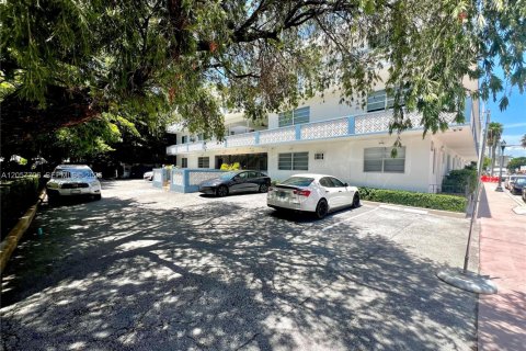 Copropriété à louer à Miami Beach, Floride: 1 chambre, 64.1 m2 № 2187872 - photo 24