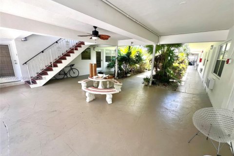Copropriété à louer à Miami Beach, Floride: 1 chambre, 64.1 m2 № 2187872 - photo 18